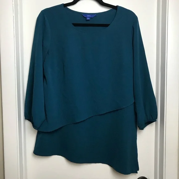 ✨✨5/$10✨✨ Apt 9 asymmetrical Top Blouse Size M Dark Turquoise Elastic Sleeve - Picture 1 of 8